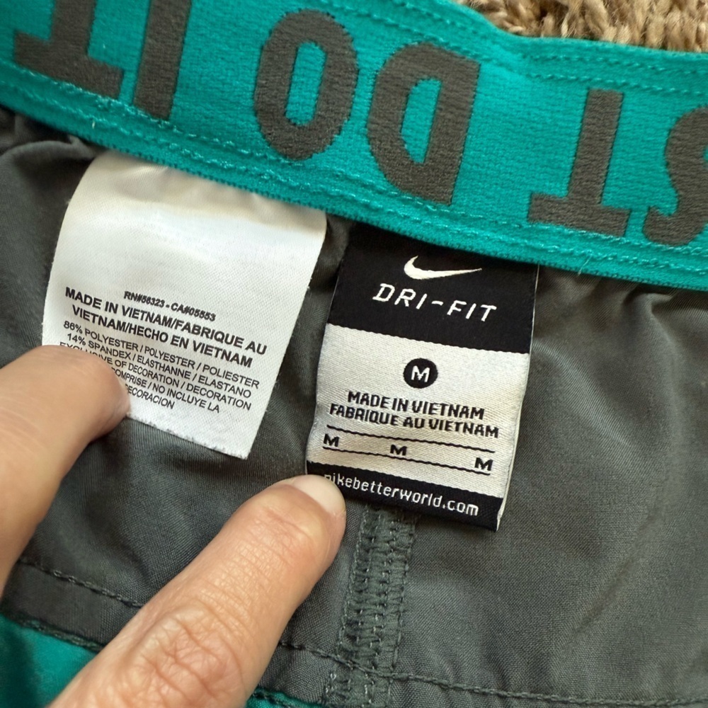 Nile Dri-Fit - Picture 2 of 3